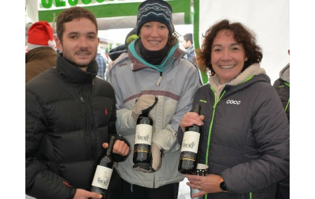 Podium pour Mélanie, Sandrine et Nicolas sur le 10km de Saint Victor (Trail du Père Noel)